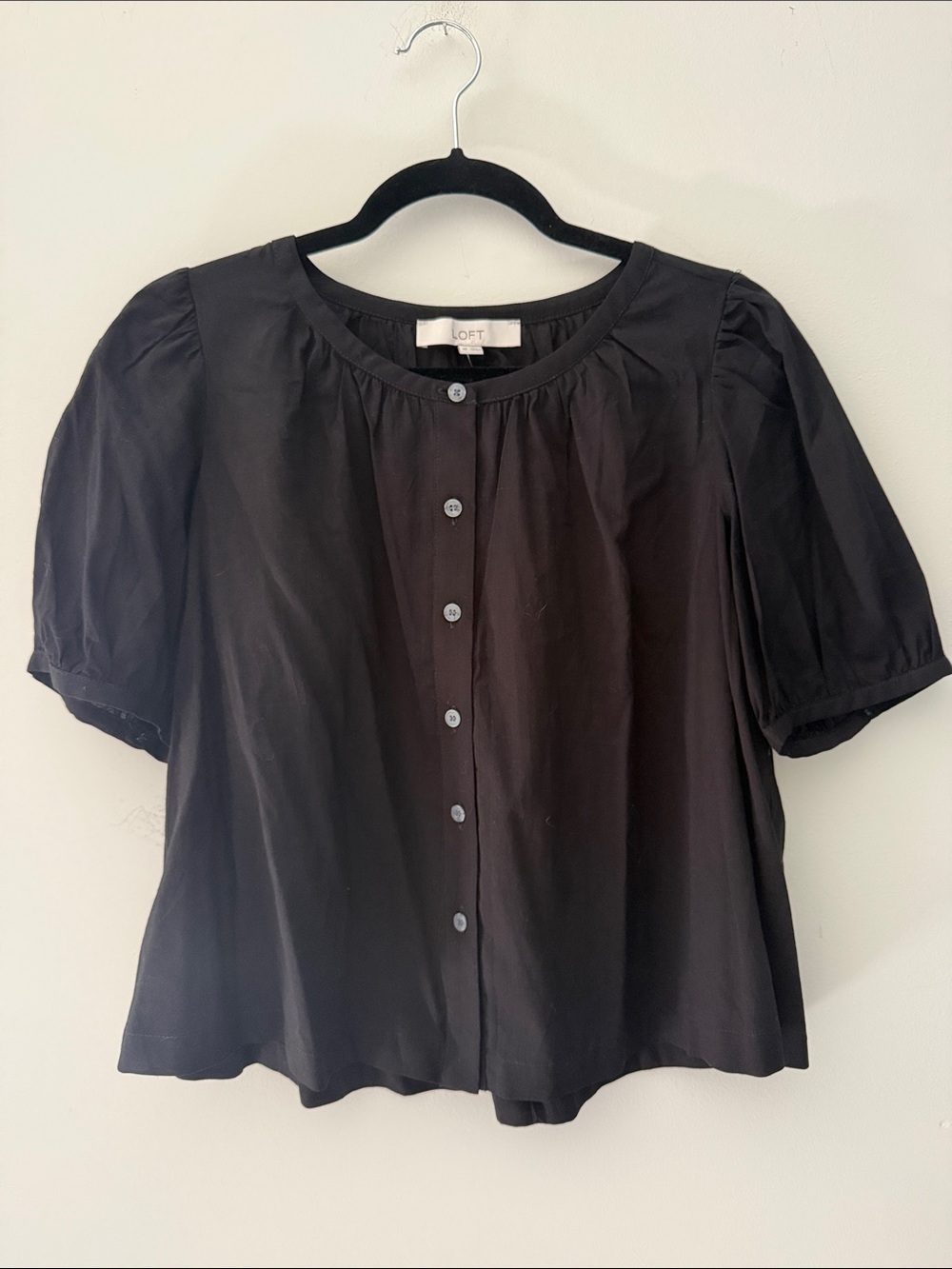 NWT Loft Flowy Black Button Front Top